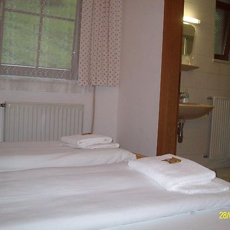Gasthaus Zur Melzen Hotel Versbichl Exterior photo