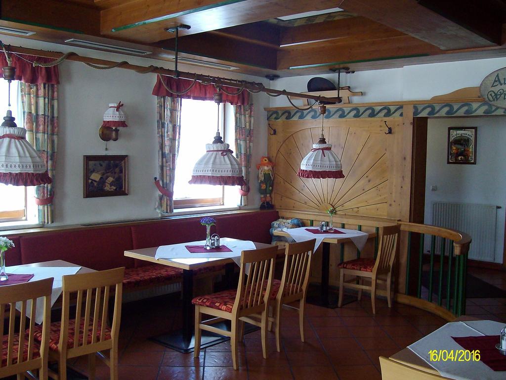 Gasthaus Zur Melzen Hotel Versbichl Exterior photo
