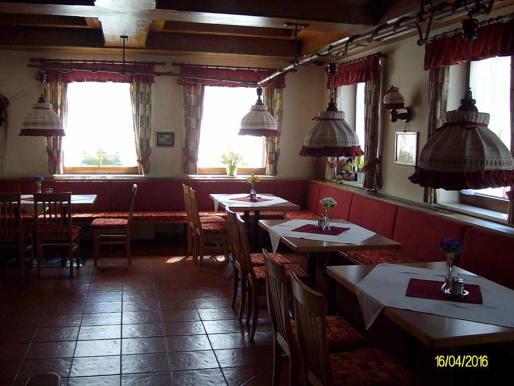Gasthaus Zur Melzen Hotel Versbichl Exterior photo